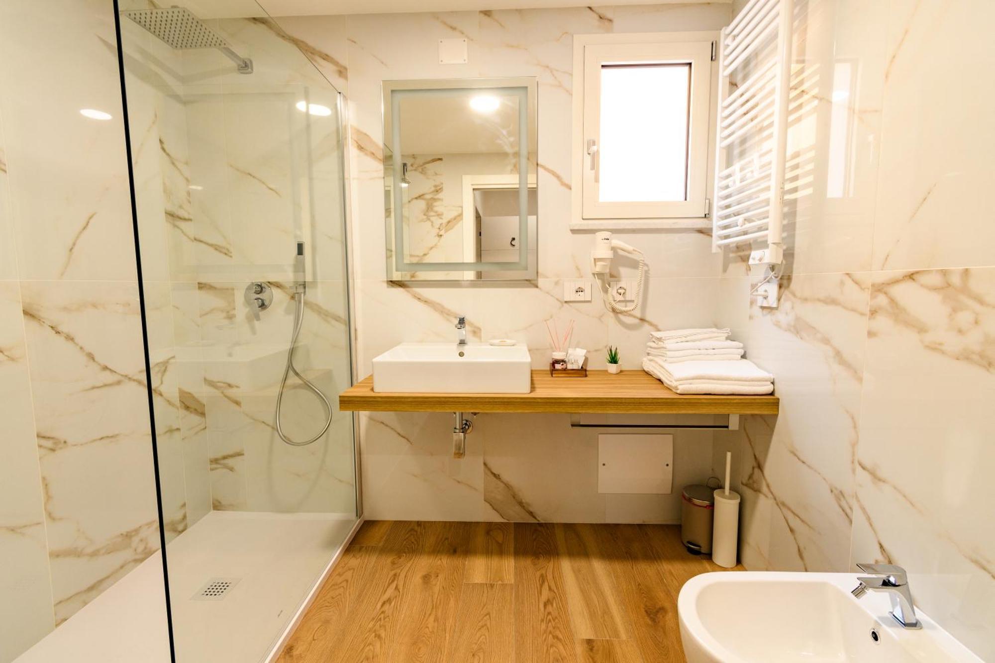 Harbor Rooms - Cala Gonone Ngoại thất bức ảnh