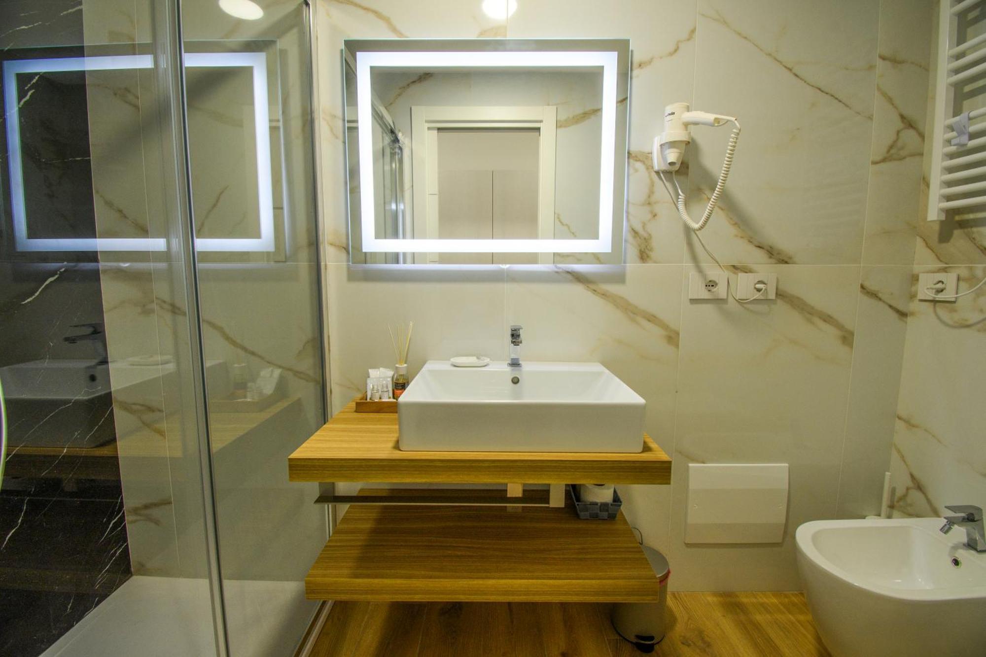 Harbor Rooms - Cala Gonone Ngoại thất bức ảnh