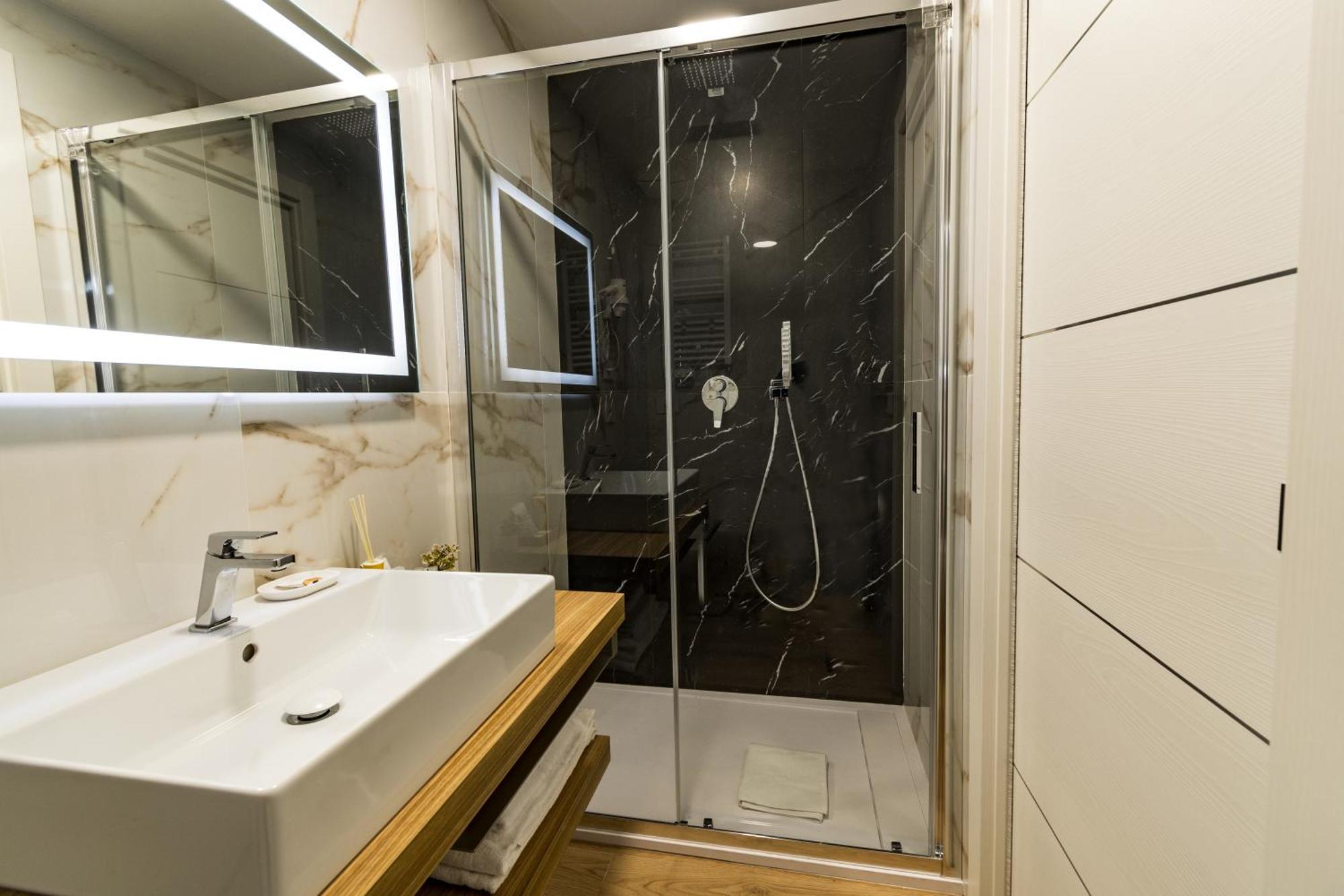 Harbor Rooms - Cala Gonone Ngoại thất bức ảnh