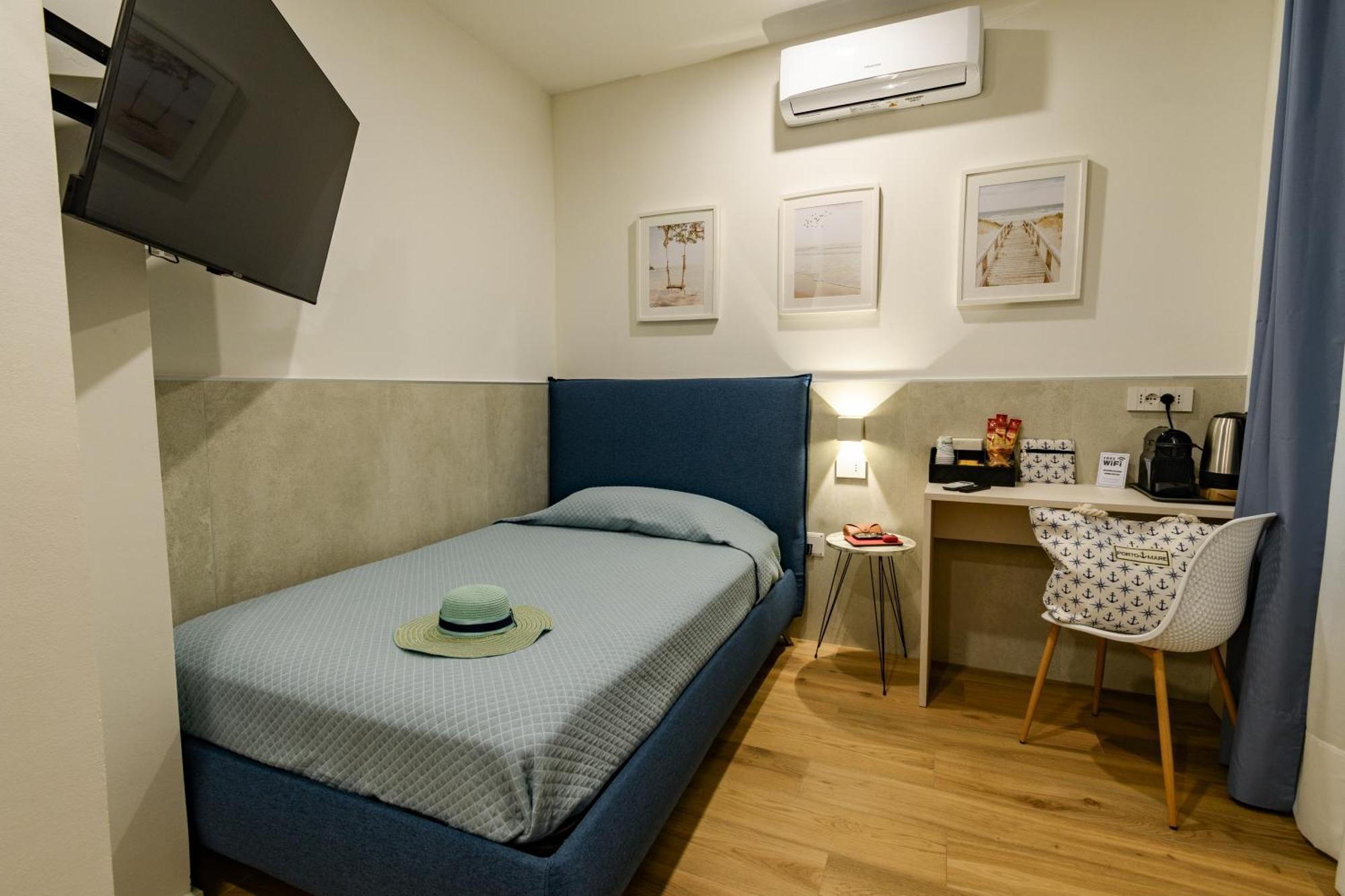 Harbor Rooms - Cala Gonone Ngoại thất bức ảnh