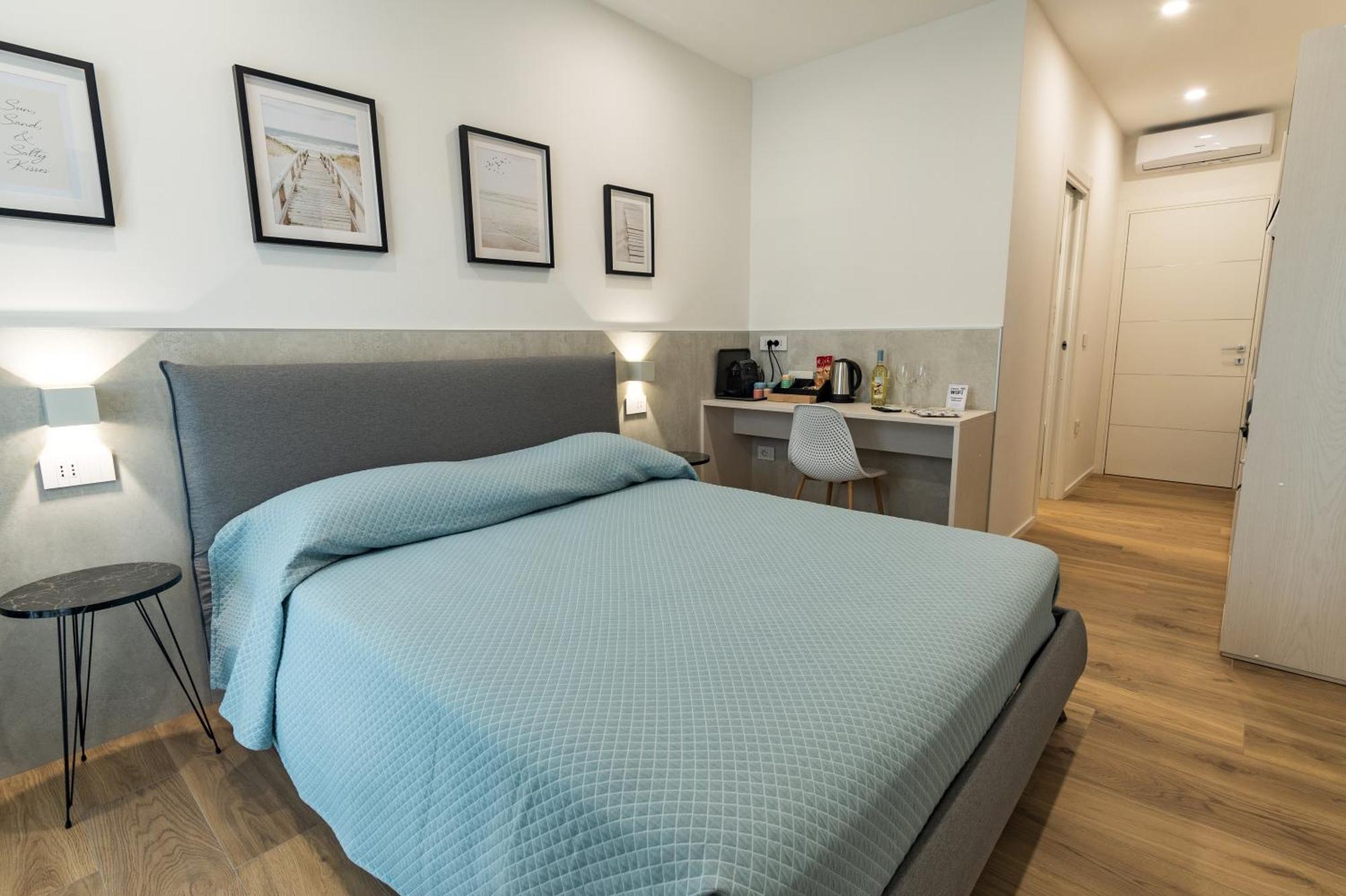 Harbor Rooms - Cala Gonone Ngoại thất bức ảnh