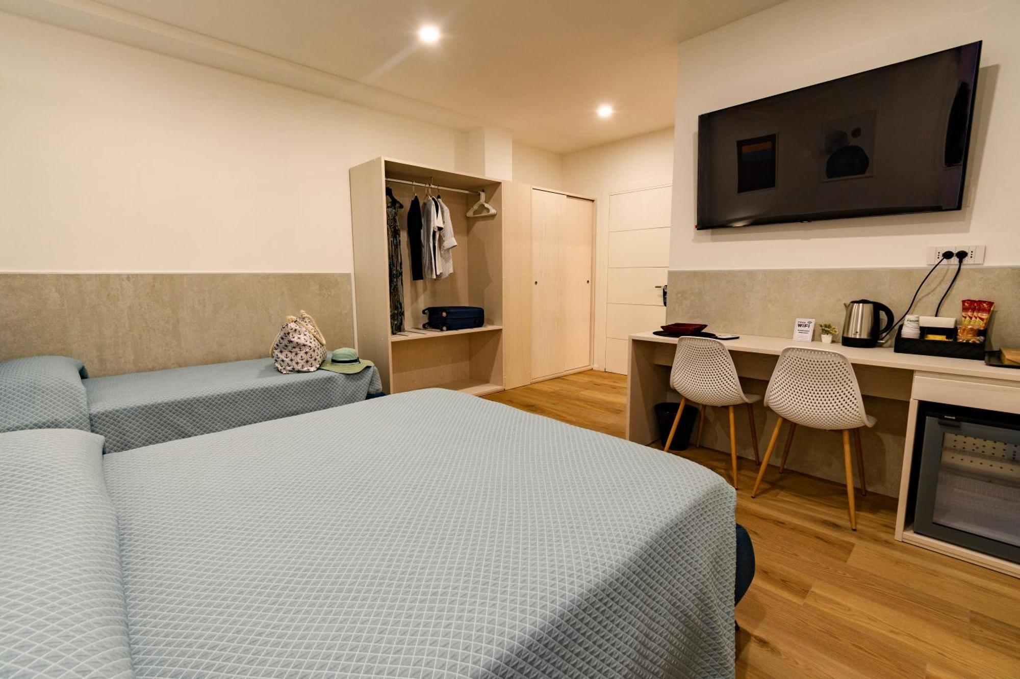 Harbor Rooms - Cala Gonone Ngoại thất bức ảnh