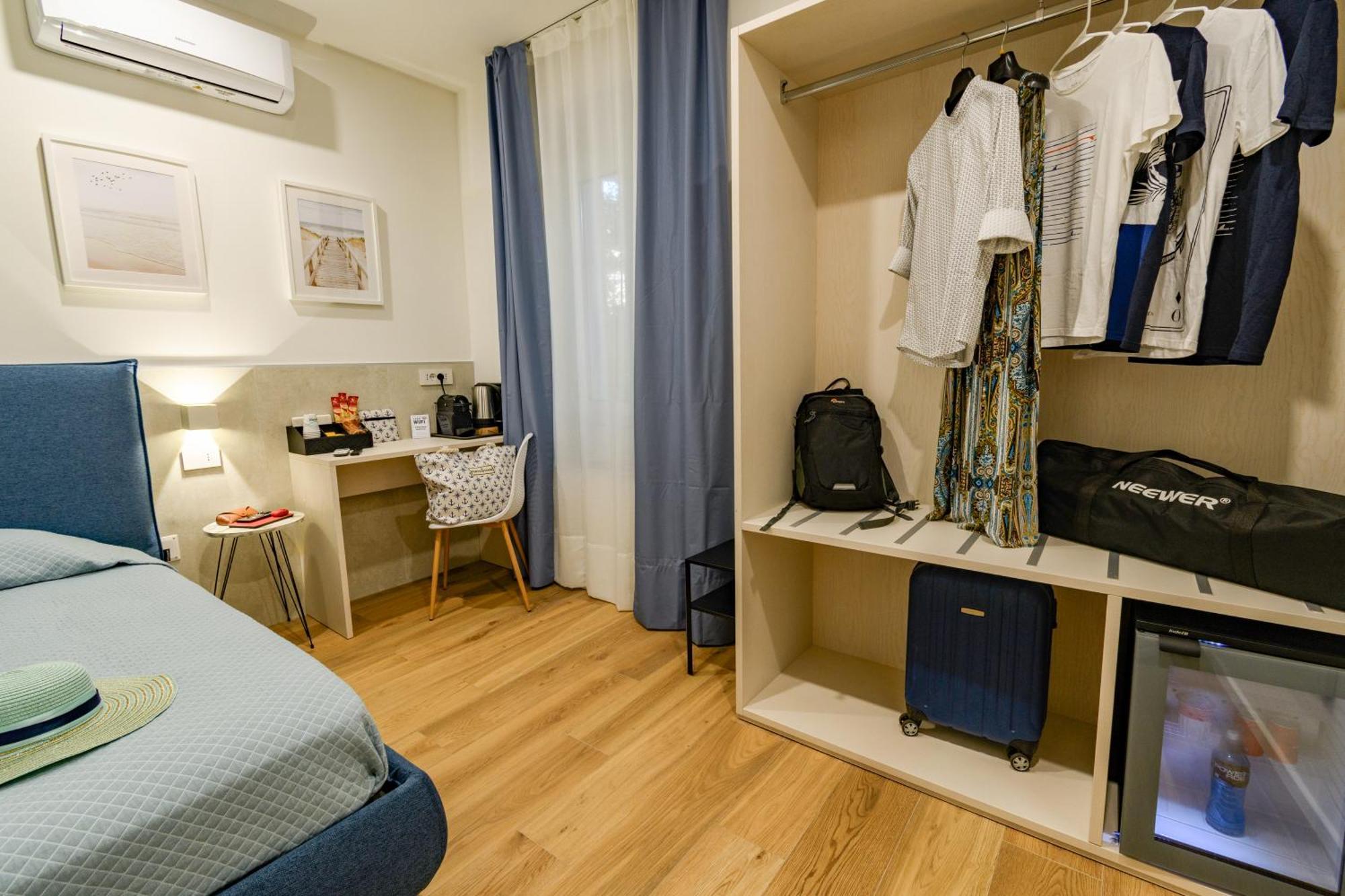 Harbor Rooms - Cala Gonone Ngoại thất bức ảnh